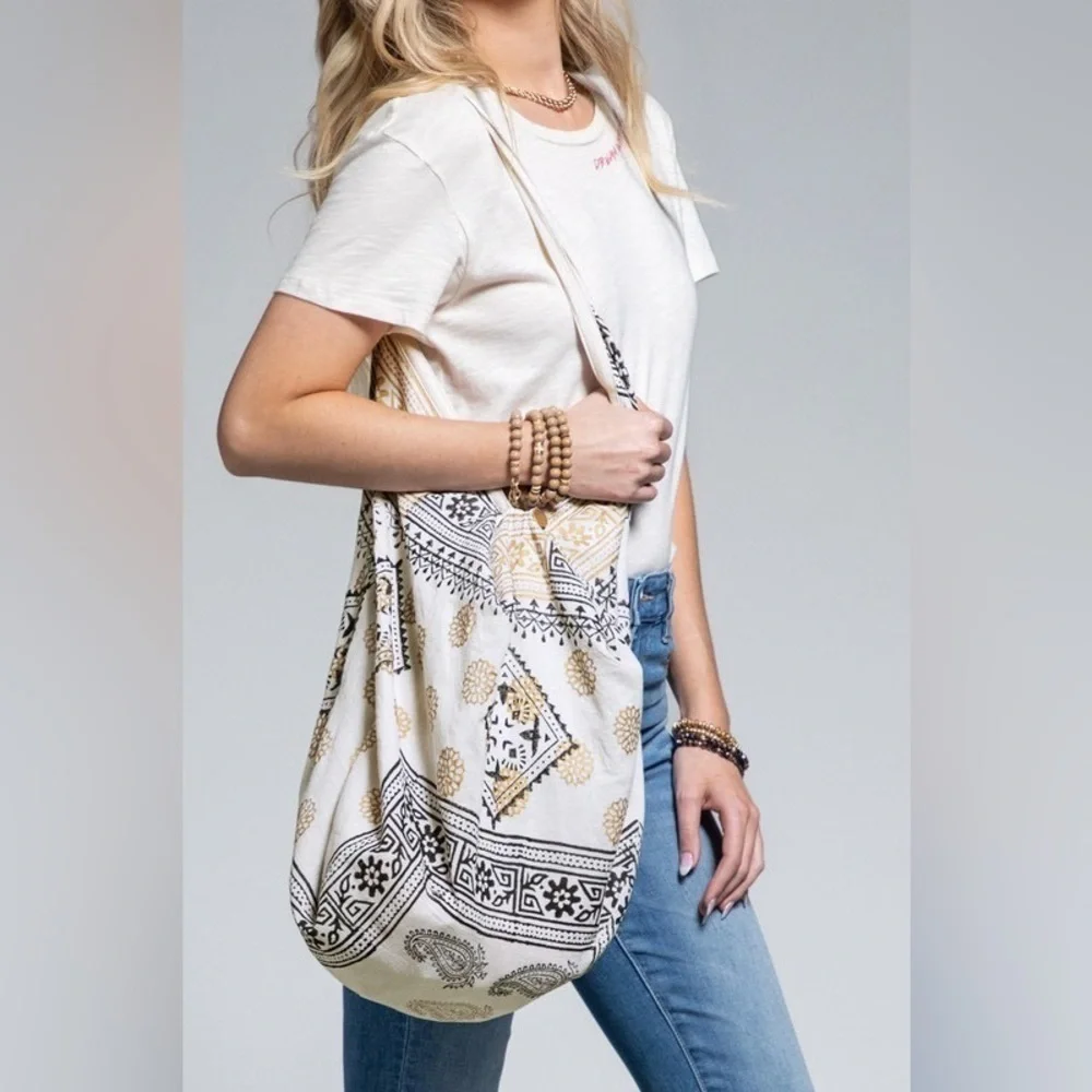Ruggine Hippie Bohemian Ethnic Paisley Floral Hobo Chic Yoga Shoulder Beach Bag